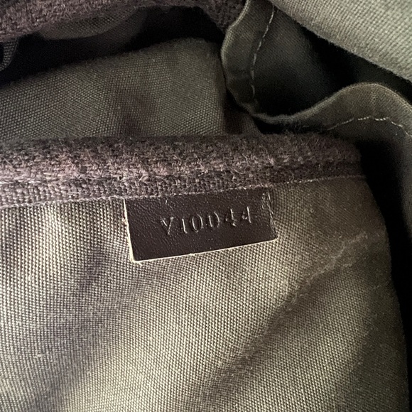 Louis Vuitton Sac Maman Messenger Diaper Bag - Picture 5 of 16